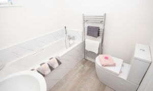 Warkton-bathroom_2