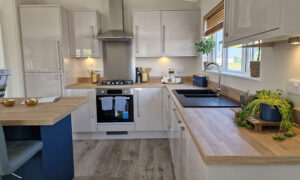 Manor-Park-Homes-The-Holcot-kitchen